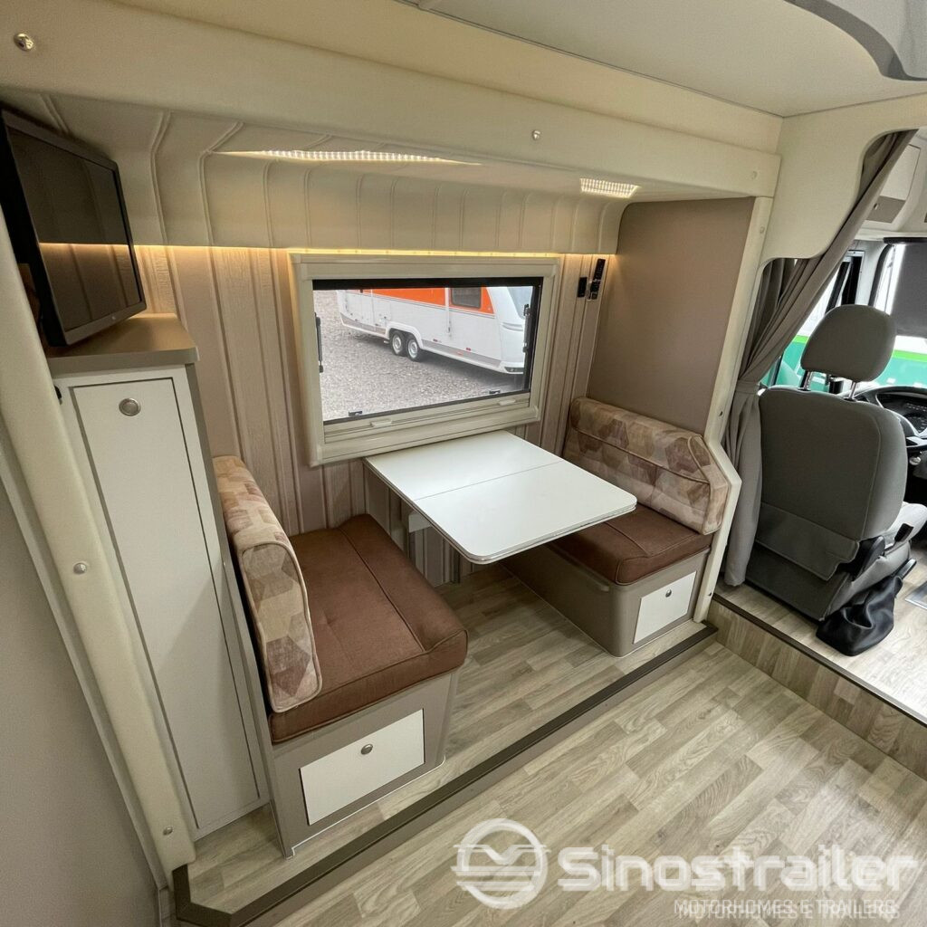 a074b690-e593-4f0e-b559-aedd30ae5bdd