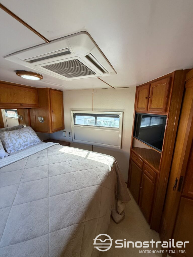 WhatsApp Image 2025-12-10 at 15.42.38 (1)