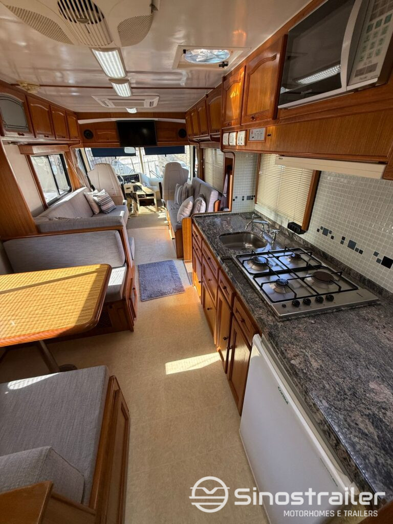 WhatsApp Image 2025-12-10 at 15.42.39 (3)