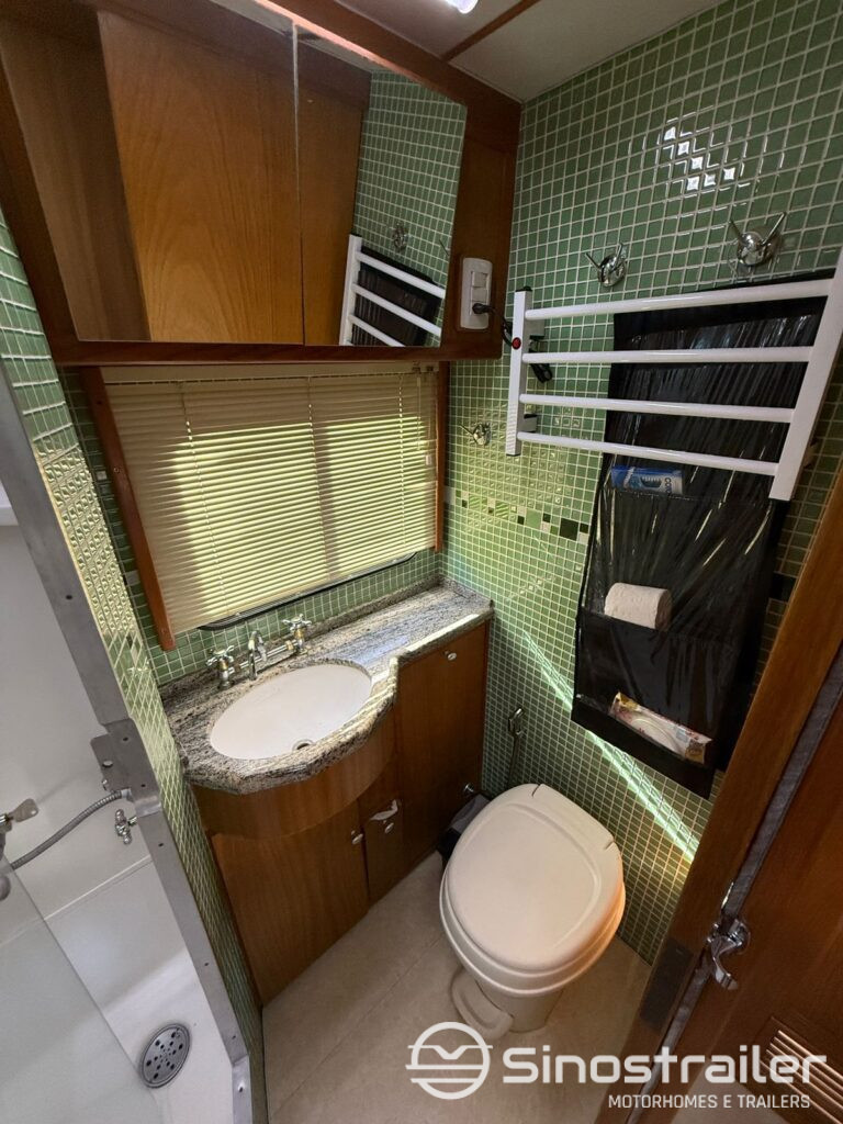 WhatsApp Image 2025-12-10 at 15.42.40 (1)