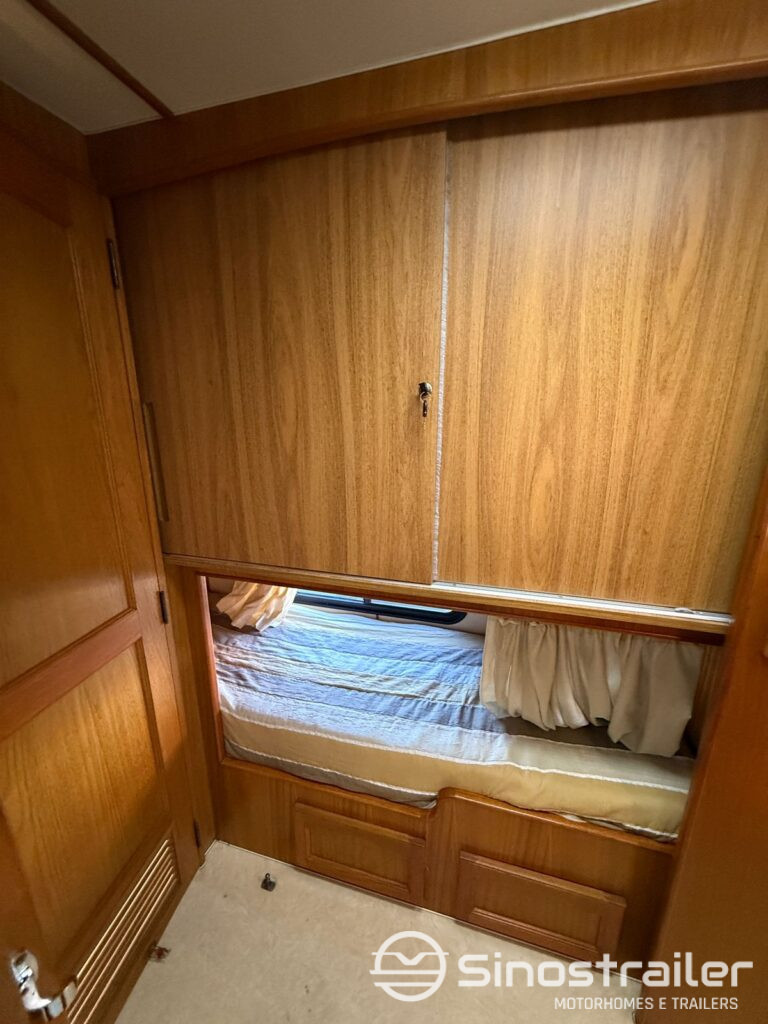 WhatsApp Image 2025-12-10 at 15.42.40 (2)