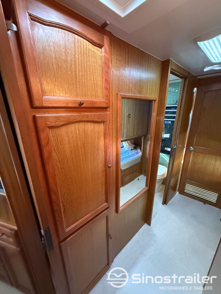 WhatsApp Image 2025-12-10 at 15.42.41 (1)