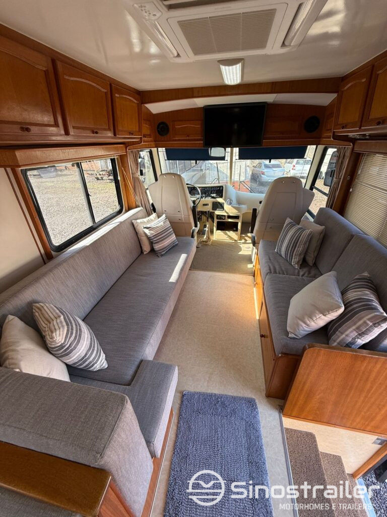 WhatsApp Image 2025-12-10 at 15.42.42 (1)