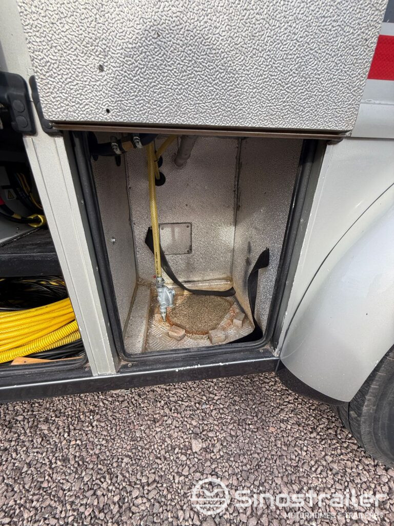 WhatsApp Image 2026-04-14 at 16.32.54